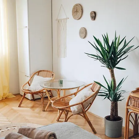 Rooftop Terrace Apt W. Bbq Appartement